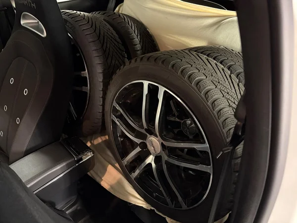 ABARTH 595C (2019) — foto 3 van 15