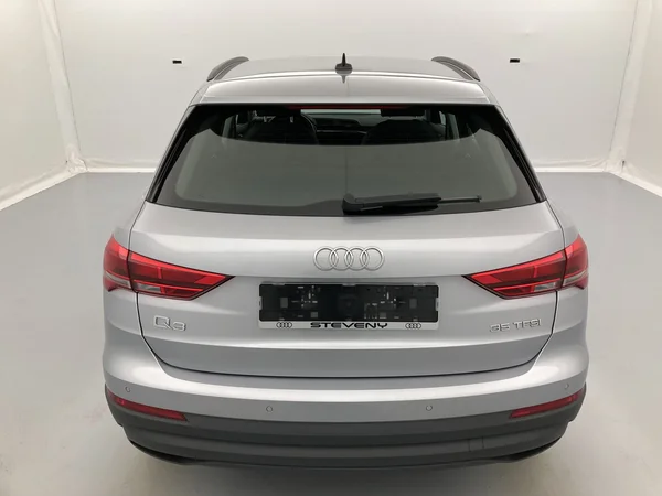 AUDI Q3 (2022) — foto 9 van 36