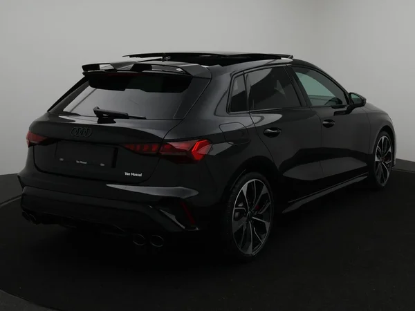 AUDI S3 Sportback (2026) — foto 12 van 31