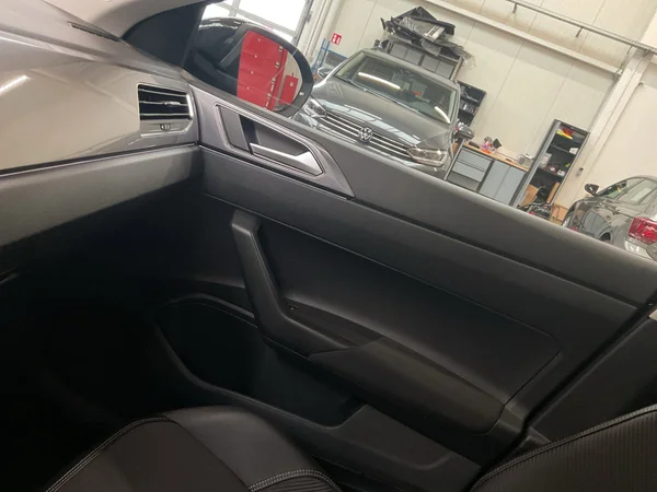 VOLKSWAGEN Taigo (2023) — foto 14 van 24