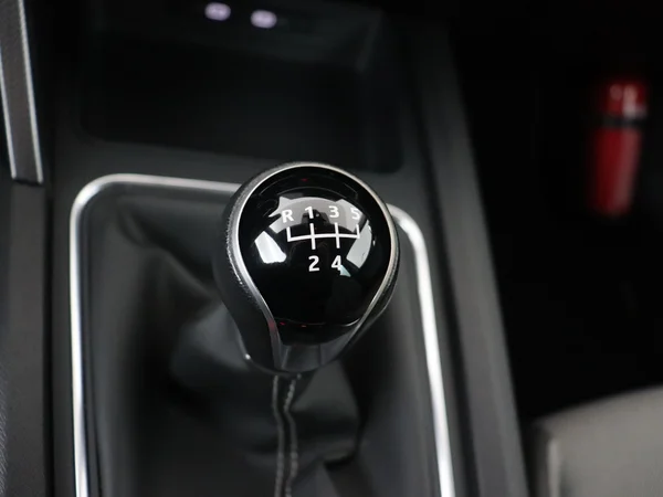 SEAT Leon (2023) — foto 4 van 27