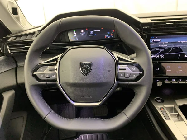 Peugeot 308 (2026) — foto 6 van 23