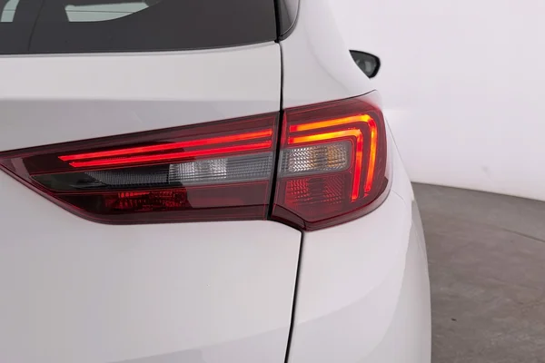 Opel Grandland (2024) — foto 2 van 28