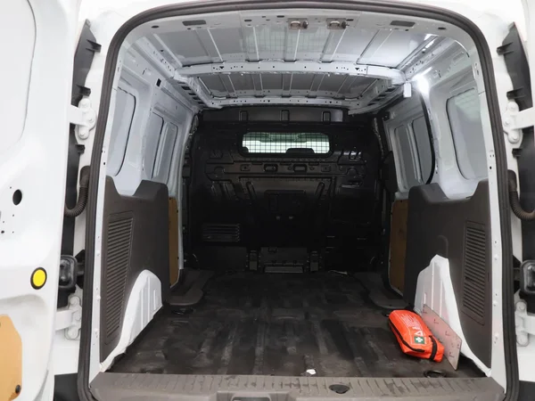 Ford Transit Connect (2022) — foto 15 van 31