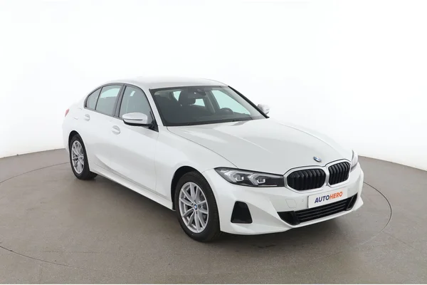 BMW 3-serie (2024) — foto 14 van 16