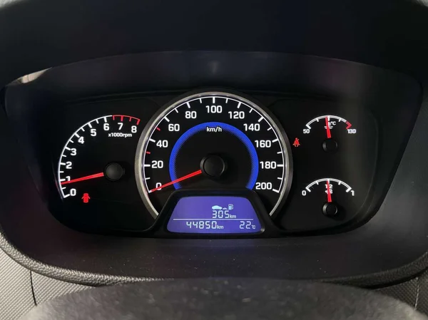 Hyundai i10 (2020) — foto 4 van 12