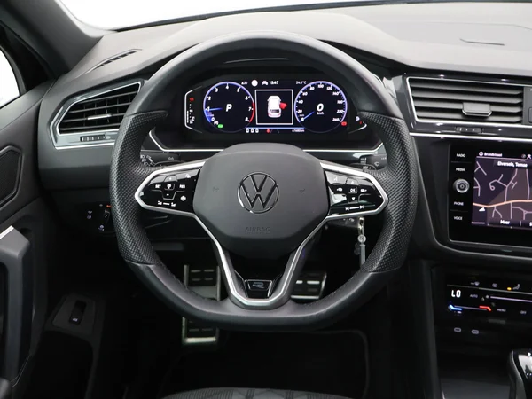 VOLKSWAGEN Tiguan (2022) — foto 5 van 27