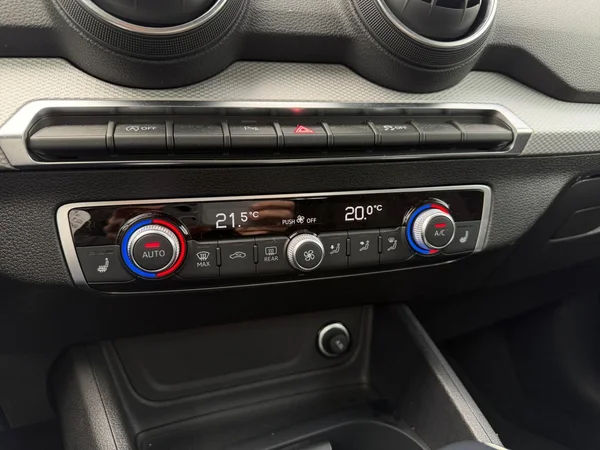 AUDI Q2 (2024) — foto 4 van 22