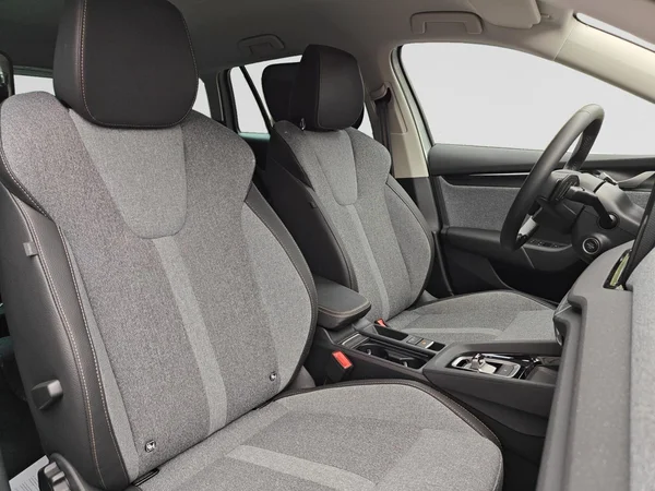 SKODA Octavia Combi (2026) — foto 6 van 20