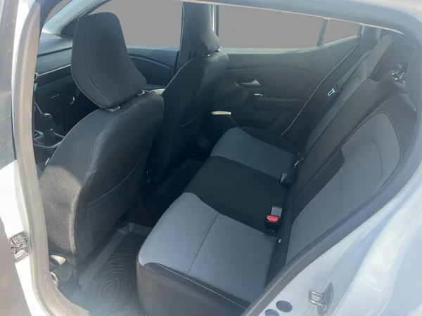 Dacia Sandero Stepway (2024) — foto 3 van 21