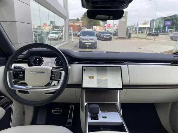 Land Rover Range Rover (2025) — foto 3 van 37