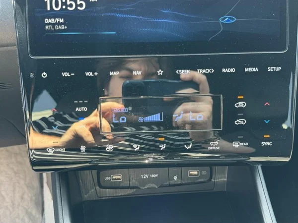 HYUNDAI Tucson (2023) — foto 14 van 24
