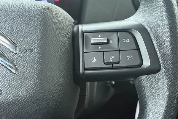 Citroen C4 (2022) — foto 6 van 22