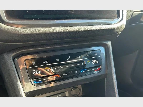 Volkswagen Tiguan Allspace (2022) — foto 14 van 33