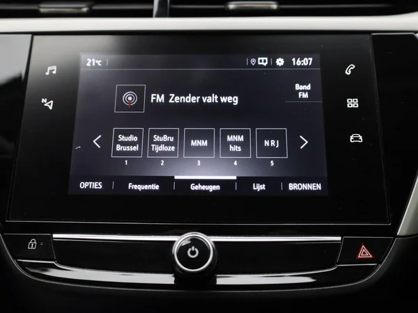 Opel Corsa (2021) — foto 6 van 34