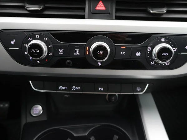 AUDI A4 Avant (2022) — foto 22 van 26