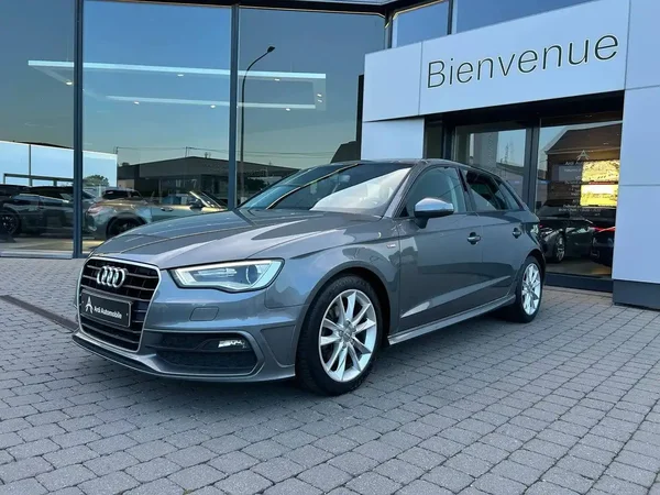 Audi A3 (2016) — foto 1 van 21