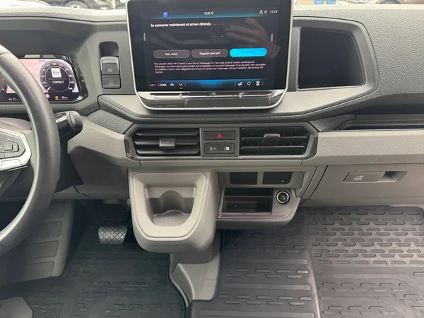 VOLKSWAGEN Crafter 35 Fourgon Mwb Hr (2024) — foto 4 van 24