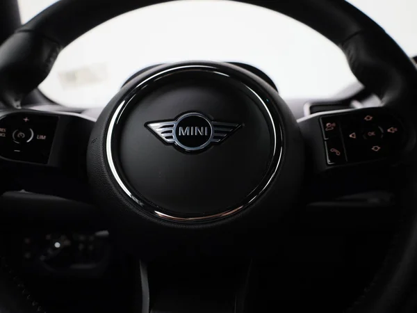 MINI Clubman (2022) — foto 20 van 41