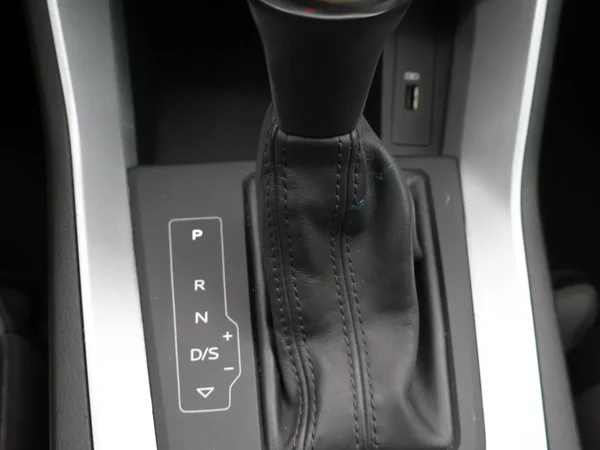 Audi Q3 (2019) — foto 14 van 27