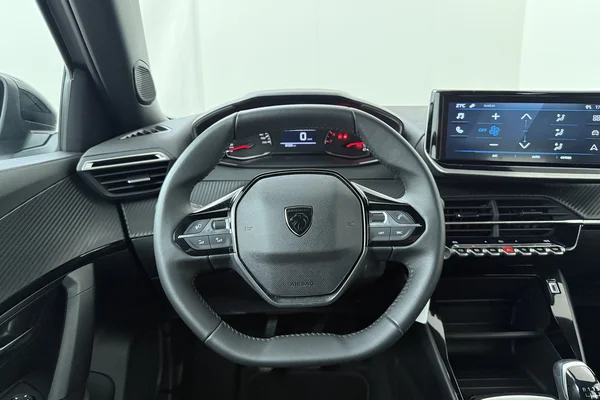 Peugeot 2008 (2025) — foto 2 van 16