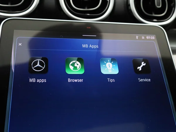 Mercedes-Benz C-Klasse (2022) — foto 18 van 54
