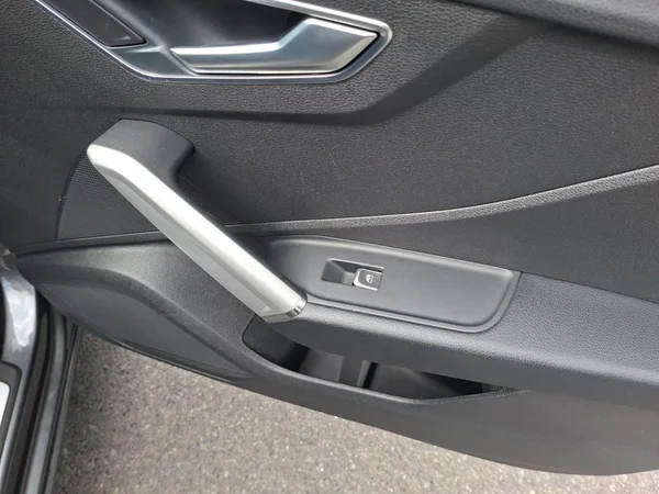 AUDI Q2 (2024) — foto 9 van 24