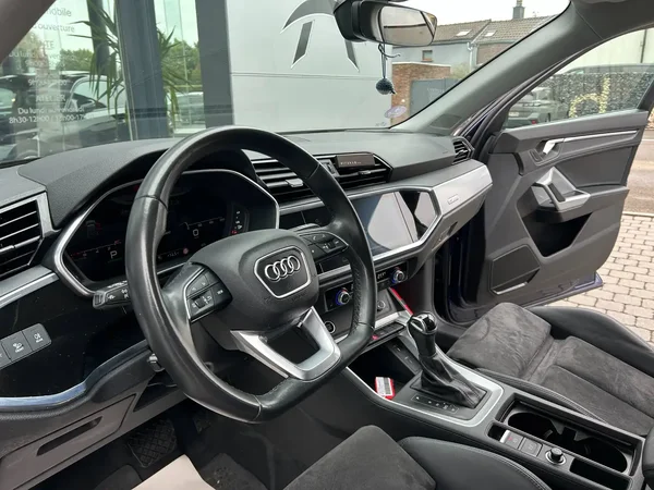 Audi Q3 (2022) — foto 4 van 28