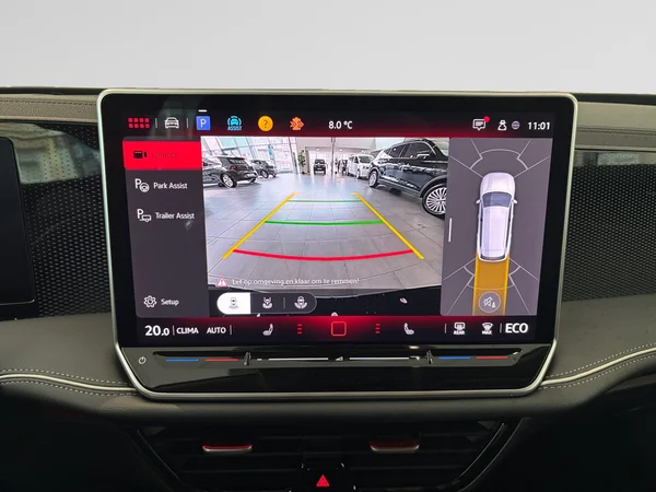 VOLKSWAGEN Passat Variant eHybrid (PHEV) (2025) — foto 2 van 19