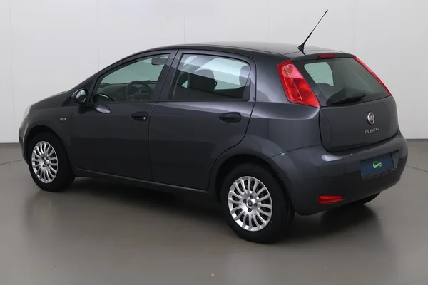 Fiat Punto (2017) — foto 23 van 39