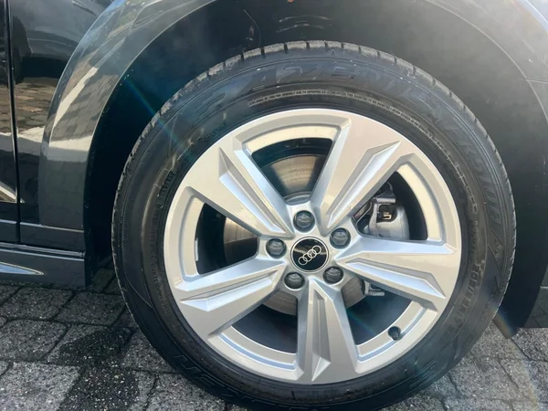 AUDI A3 Allstreet PHEV (2025) — foto 17 van 24