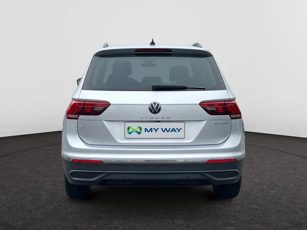VOLKSWAGEN Tiguan eHybrid (PHEV) (2023) — foto 23 van 24