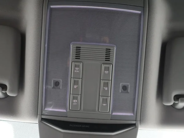 Volkswagen Passat (2022) — foto 22 van 30