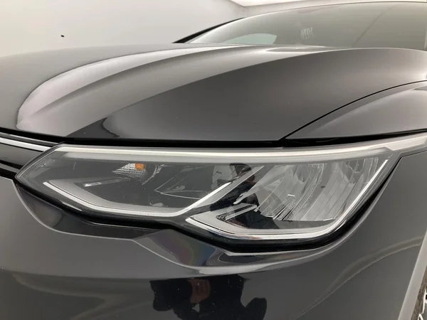 VOLKSWAGEN Golf Variant VIII (2021) — foto 21 van 36