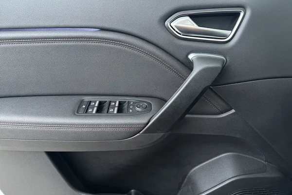 Renault Captur (2020) — foto 8 van 20