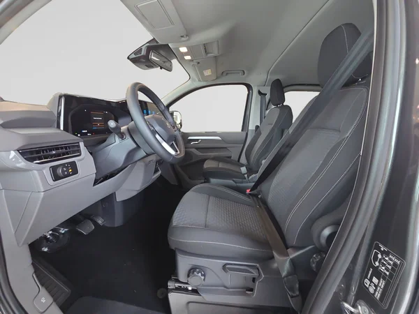 VOLKSWAGEN E-Transporter T7 32 Caravelle Swb (2026) — foto 6 van 17