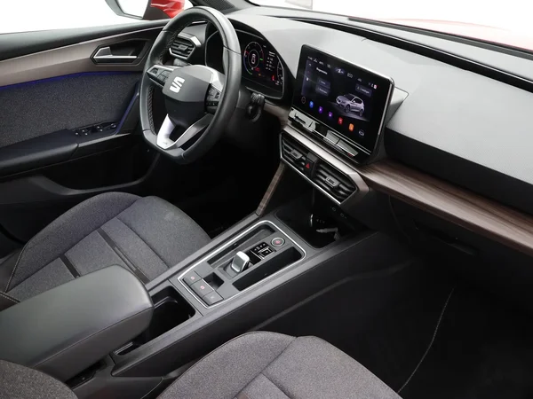 SEAT Leon (2020) — foto 17 van 23