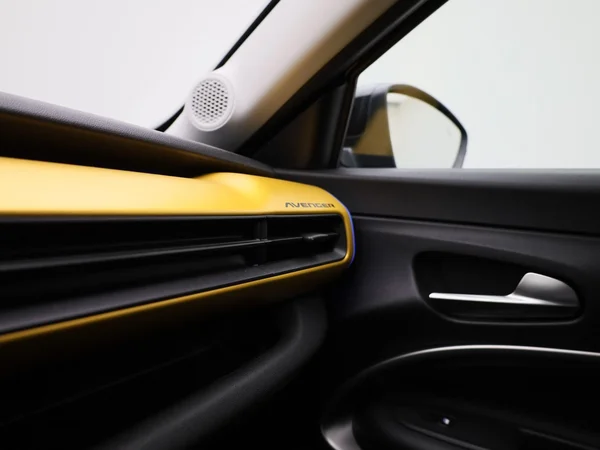 Jeep Avenger (2023) — foto 25 van 43