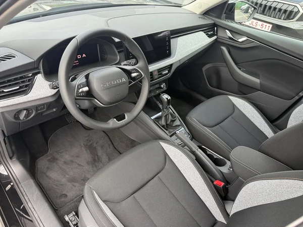 SKODA Kamiq (2026) — foto 7 van 18