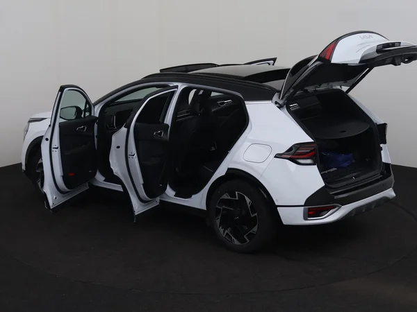 KIA Sportage (2022) — foto 35 van 36