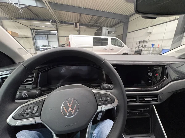 VOLKSWAGEN Polo (2025) — foto 19 van 22
