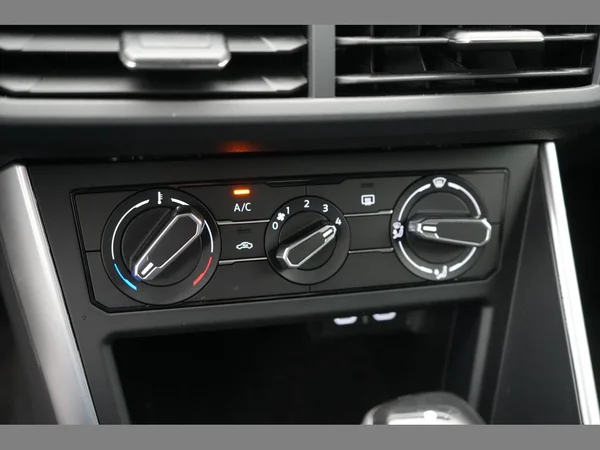 VOLKSWAGEN Taigo (2025) — foto 17 van 26
