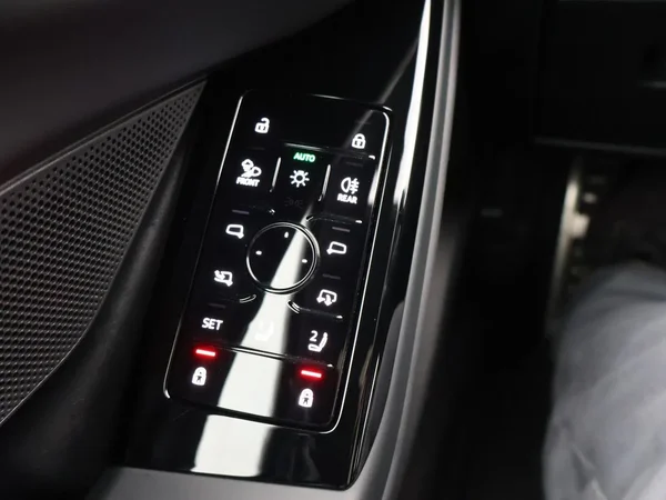 Audi A6 Sportback e-tron (2025) — foto 17 van 37