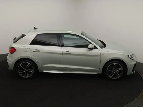 Audi A1 Sportback (2025) — foto 22 van 24