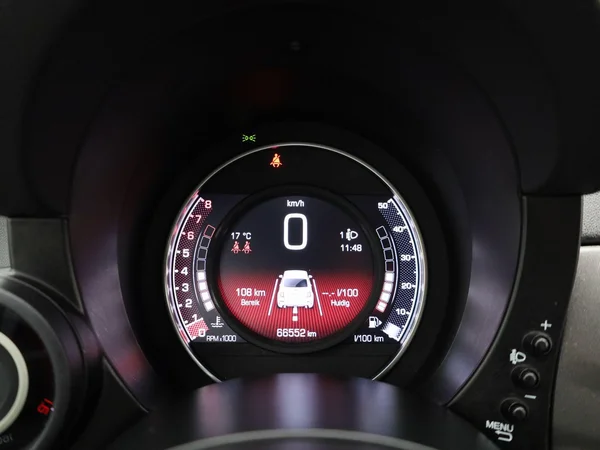 Fiat 500 (2022) — foto 8 van 44