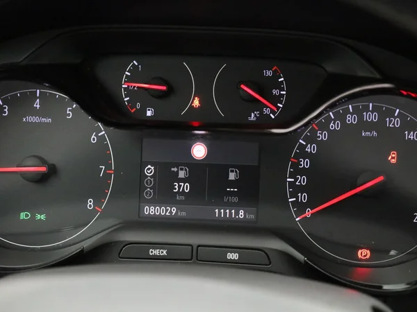 Opel Crossland (2021) — foto 39 van 40