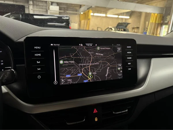 SKODA Kamiq (2023) — foto 4 van 13