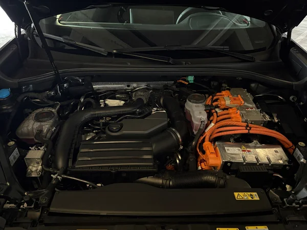 CUPRA Terramar e-Hybrid (PHEV) (2026) — foto 10 van 24