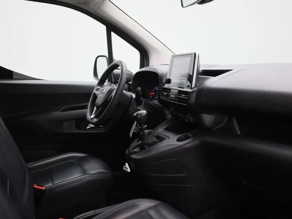 Opel Combo Life (2023) — foto 24 van 34