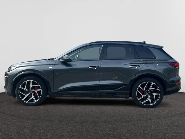 AUDI Q6 e-tron (2026) — foto 24 van 24